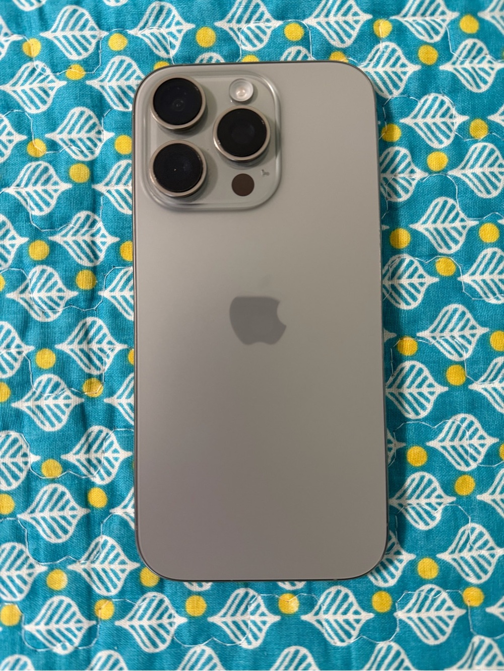 Apple iPhone 16 Pro
